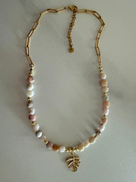 Monstera Bloom Necklace