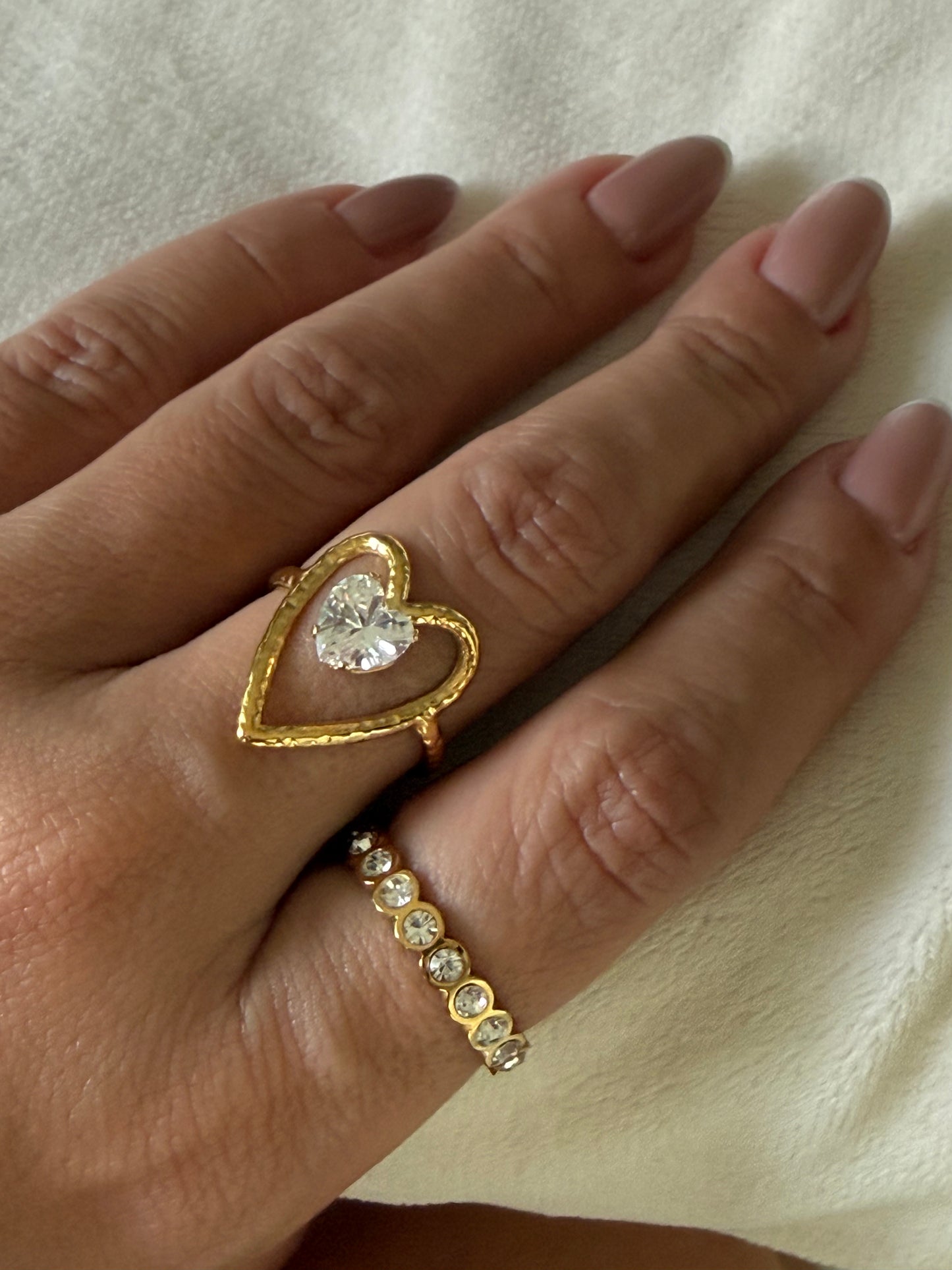Shiny Heart Ring