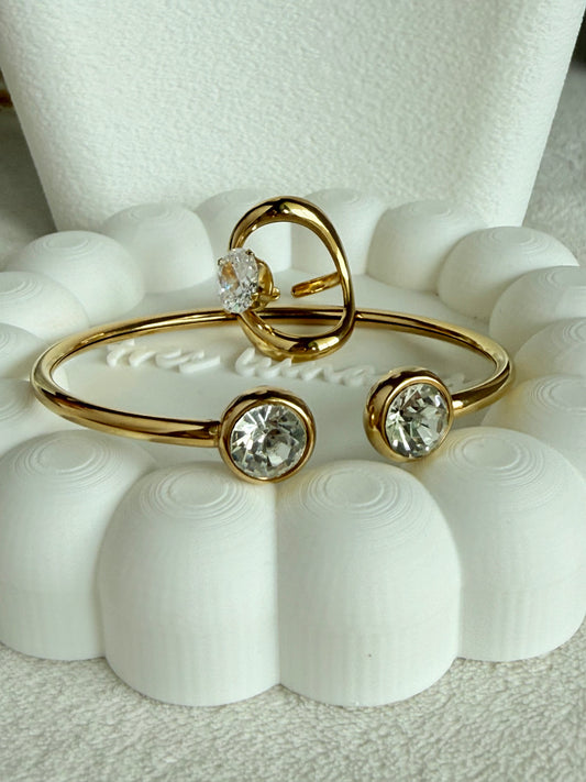Perfect Point Bracelet