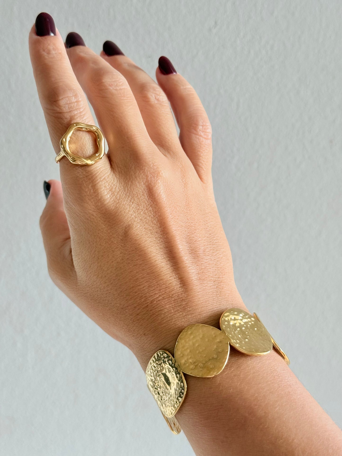 Gold Essence Bracelet