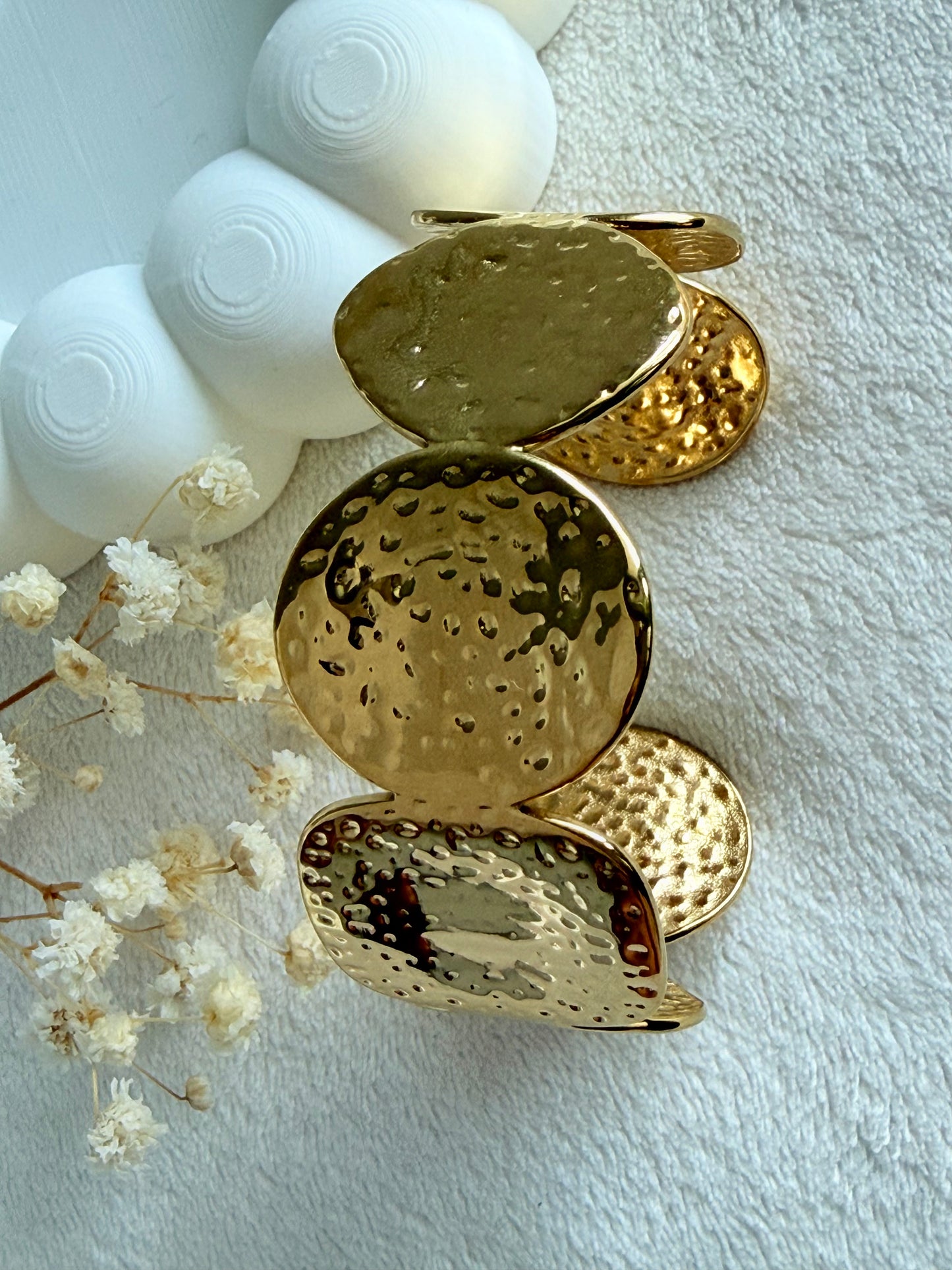 Gold Essence Bracelet