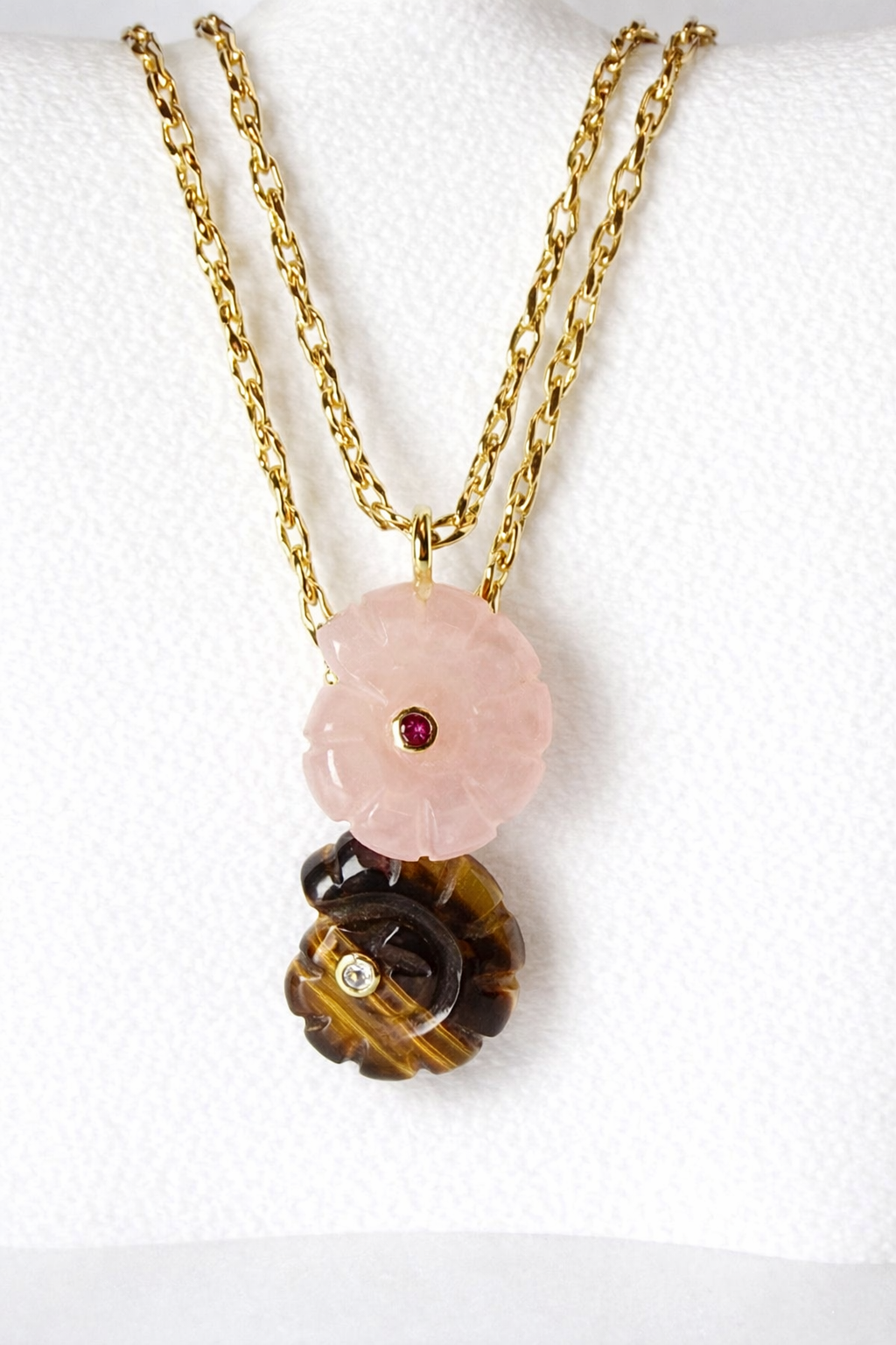 Precious Shell Necklace – tres lunares