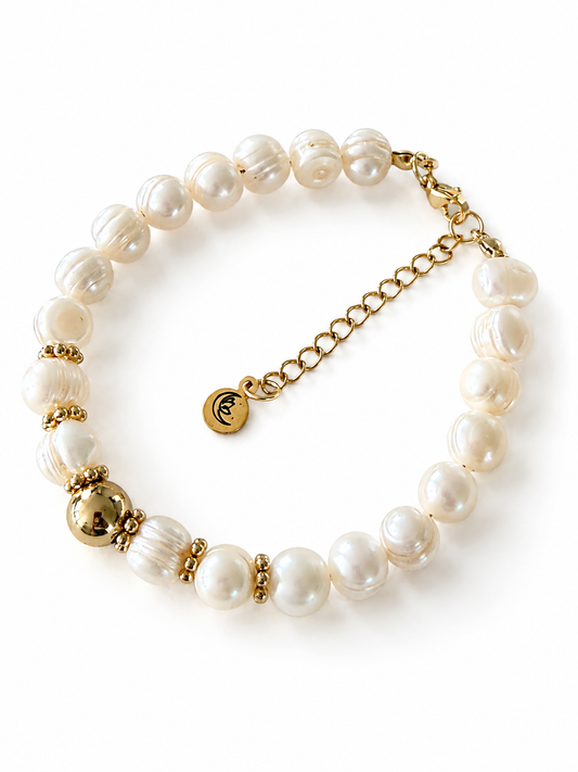 Luvie Pearl Bracelet