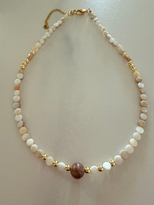 Neutral Stones Necklace